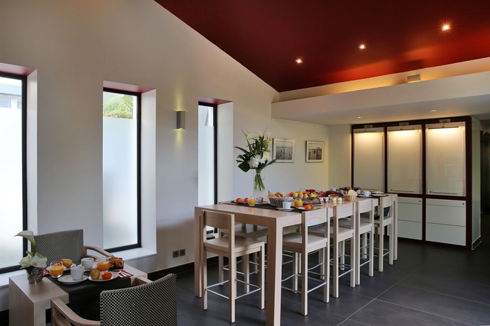 Imagen del bar/restaurante del Hotel Villa Koegui Biarritz. Foto 2