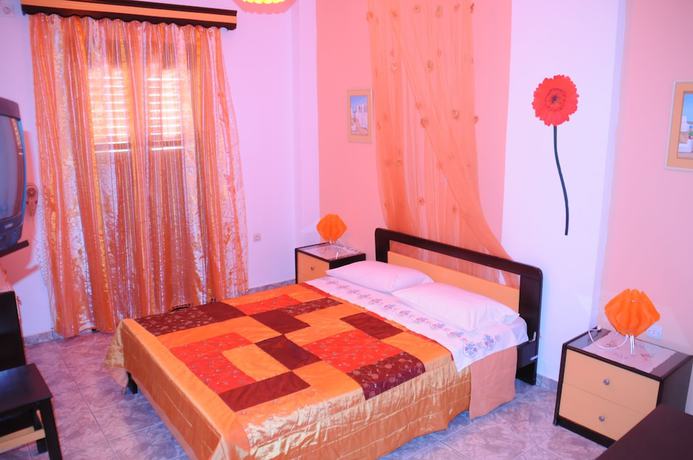 Imagen de la habitación del Hotel Villa Koronios. Foto 3