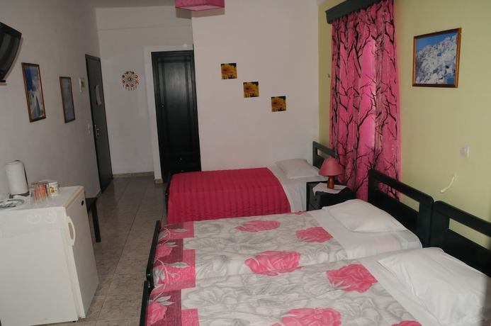 Imagen de la habitación del Hotel Villa Koronios. Foto 4