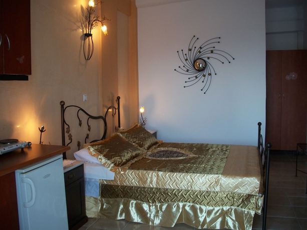 Imagen de la habitación del Hotel Villa Koronios. Foto 9