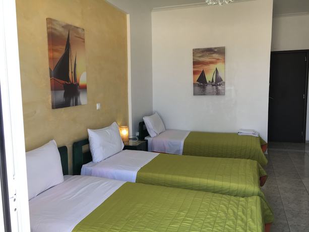 Imagen de la habitación del Hotel Villa Koronios. Foto 12