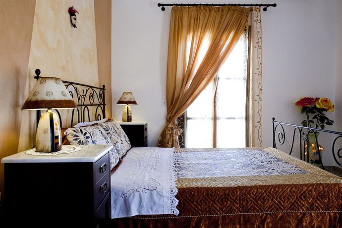 Imagen de la habitación del Hotel Villa Koronios. Foto 13