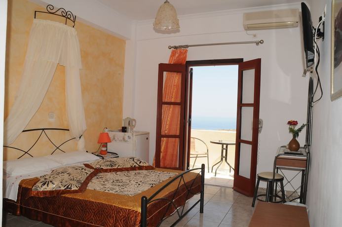 Imagen de la habitación del Hotel Villa Koronios. Foto 16