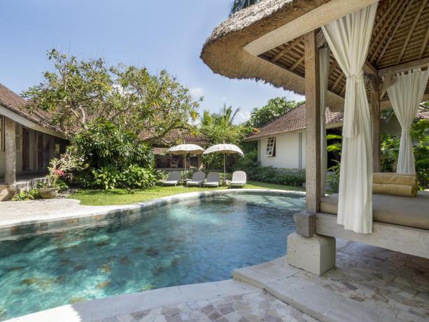 Imagen de la piscina del Hotel Villa Koyama. Foto 9