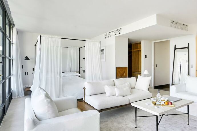 Imagen de la habitación del Hotel Villa La Coste. Foto 19