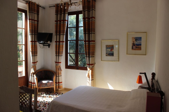 Imagen de la habitación del Hotel Villa La Malouine. Foto 3