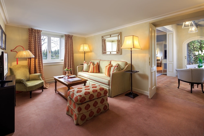 Imagen de la habitación del Hotel Villa La Massa. Foto 17