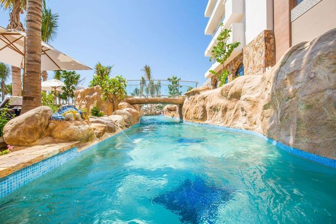 Imagen general del Hotel Villa La Valencia Beach Resort And Spa. Foto 4