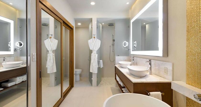 Imagen general del Hotel Villa La Valencia Beach Resort And Spa. Foto 15