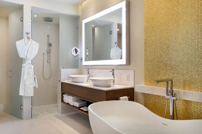 Imagen general del Hotel Villa La Valencia Beach Resort And Spa. Foto 17