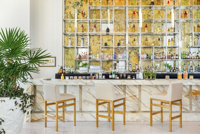 Imagen del bar/restaurante del Hotel Villa La Valencia Beach Resort And Spa Los Cabos. Foto 2