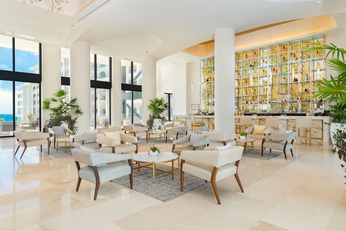 Imagen del bar/restaurante del Hotel Villa La Valencia Beach Resort And Spa Los Cabos. Foto 4