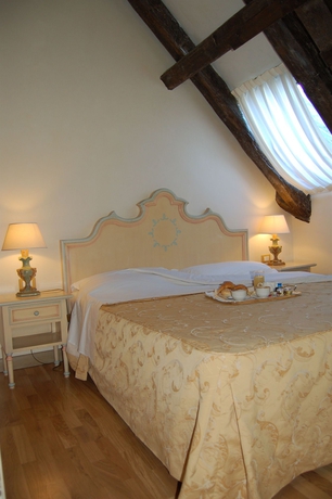 Imagen de la habitación del Hotel Villa Laguna. Foto 4