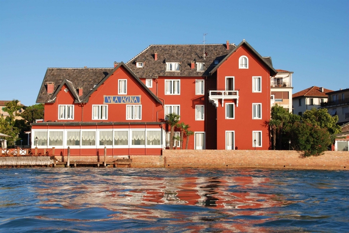 Imagen de los exteriores del Hotel Villa Laguna. Foto 5