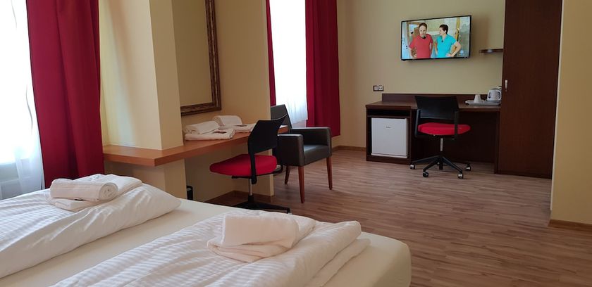 Imagen de la habitación del Hotel Villa Lalee. Foto 7