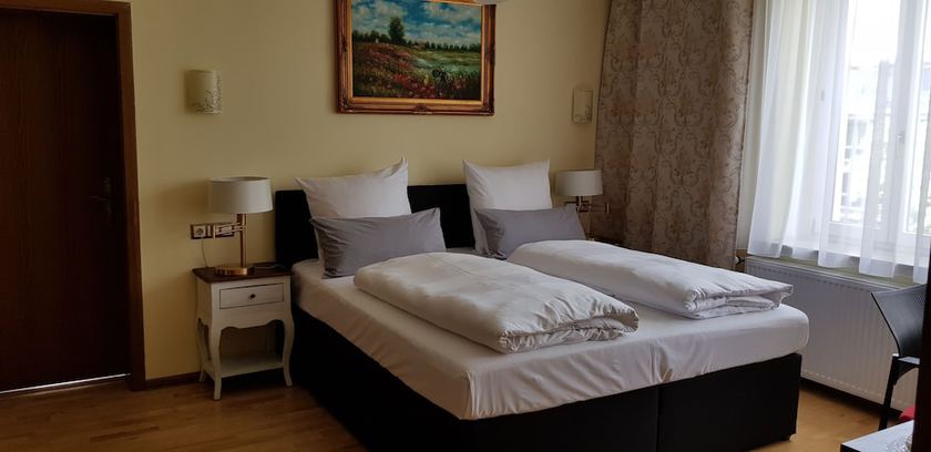 Imagen de la habitación del Hotel Villa Lalee. Foto 12