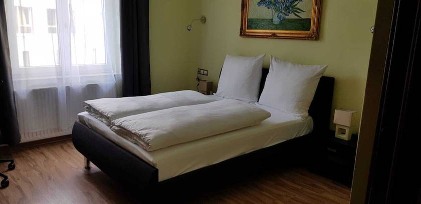 Imagen de la habitación del Hotel Villa Lalee. Foto 16