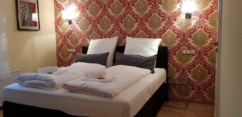 Imagen de la habitación del Hotel Villa Lalee. Foto 19