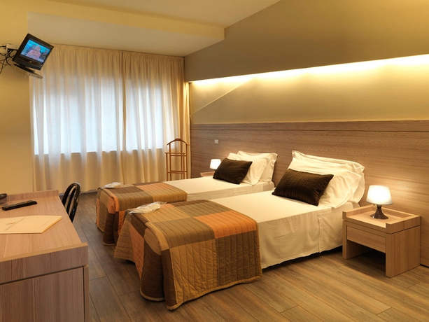 Imagen de la habitación del Hotel Villa Lalla. Foto 9