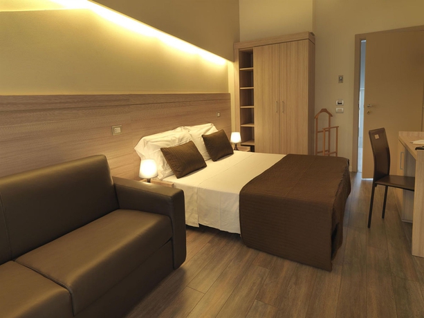 Imagen de la habitación del Hotel Villa Lalla. Foto 13