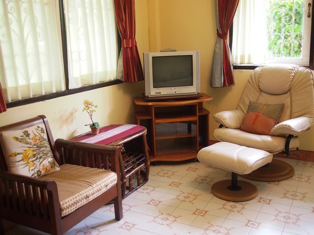 Imagen de los exteriores del Hotel Villa Lamai - Wong Amat House Pattaya. Foto 12