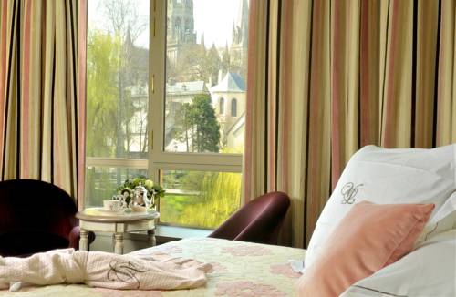 Imagen de la habitación del Hotel Villa Lara, Bayeux. Foto 6