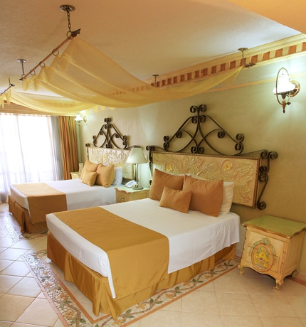 Imagen de la habitación del Hotel Villa Las Margaritas Plaza Cristal. Foto 3