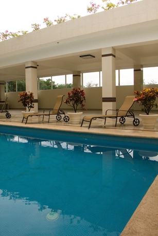 Imagen de la piscina del Hotel Villa Las Margaritas Sucursal Caxa. Foto 13