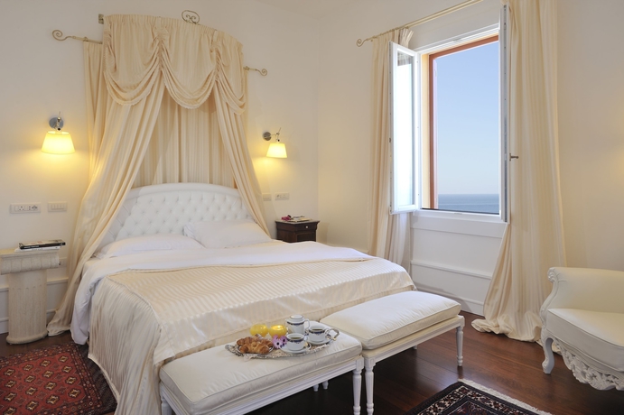 Imagen de la habitación del Hotel Villa Las Tronas and Spa. Foto 14