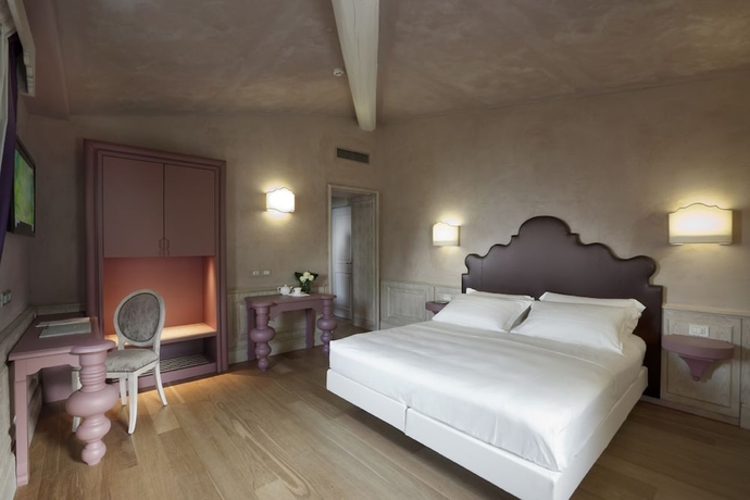 Imagen de la habitación del Hotel Villa Lattanzi. Foto 3