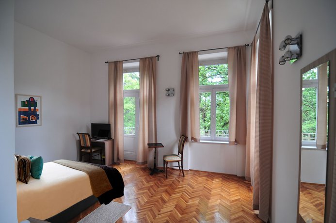 Imagen de la habitación del Hotel Villa Laurel. Foto 6