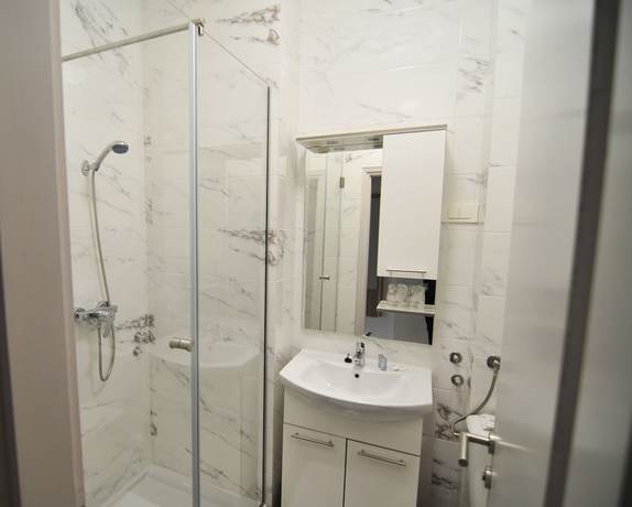Imagen de la habitación del Hotel Villa Laurel. Foto 8