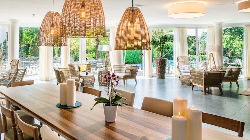 Imagen del bar/restaurante del Hotel Villa Laurus. Foto 5