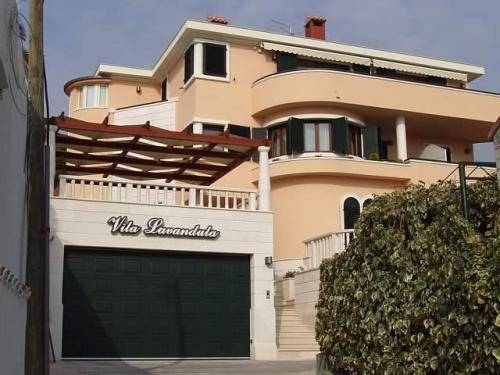 Imagen general del Hotel Villa Lavandula. Foto 8