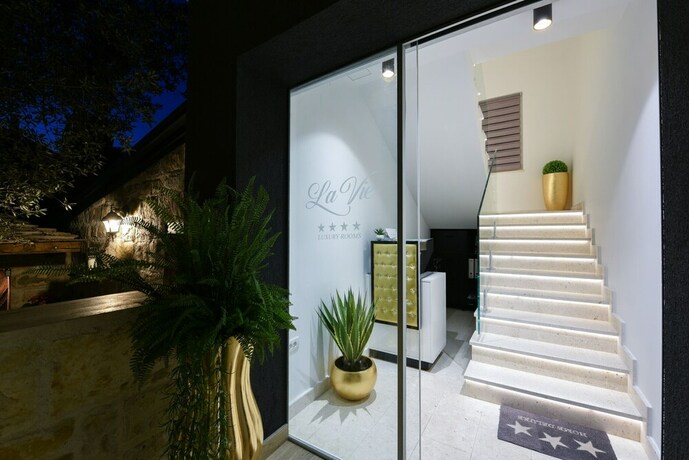 Imagen general del Hotel Villa Lavie in Zadar. Foto 16