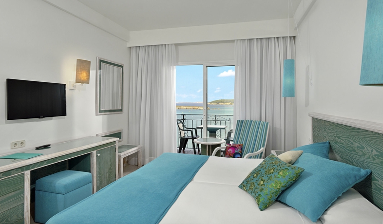 Imagen de la habitación del Hotel Villa Le Blanc, A Gran Meliá Hotel - The Leading Hotels Of The World. Foto 6