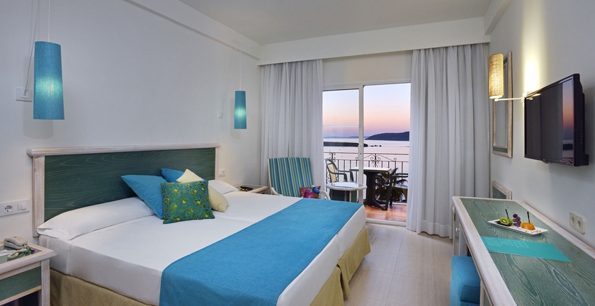 Imagen de la habitación del Hotel Villa Le Blanc, A Gran Meliá Hotel - The Leading Hotels Of The World. Foto 12