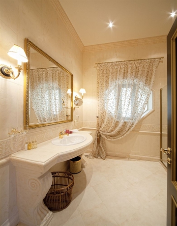 Imagen de la habitación del Hotel Villa Le Premier Maestro. Foto 5