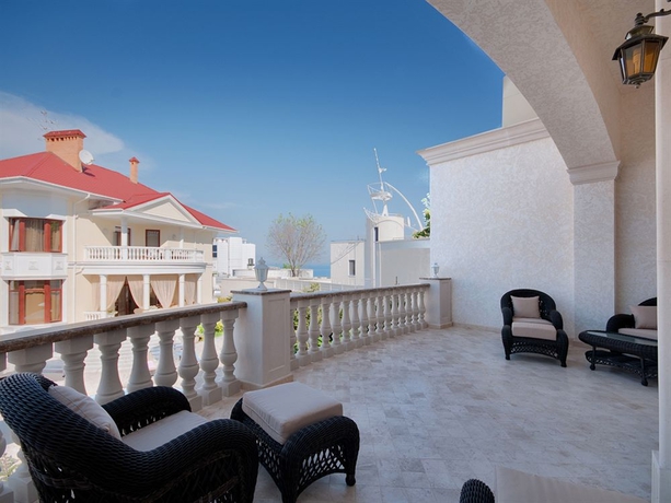 Imagen de los exteriores del Hotel Villa Le Premier Maestro. Foto 9