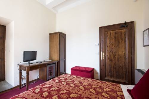 Imagen de la habitación del Hotel Villa Lecchi. Foto 1