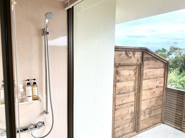 Imagen de la habitación del Hotel Villa Leilani. Foto 6