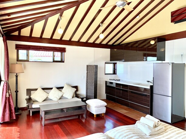 Imagen de la habitación del Hotel Villa Leilani. Foto 9