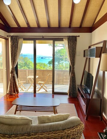 Imagen de los interiores del Hotel Villa Leilani. Foto 18