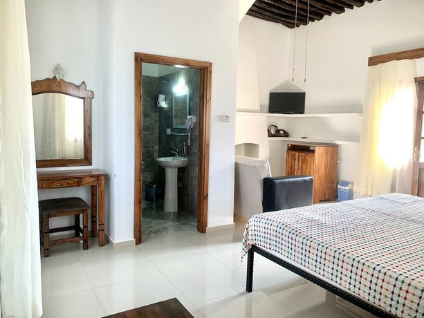 Imagen de la habitación del Hotel Villa Lembos. Foto 18