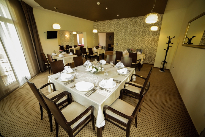 Imagen del bar/restaurante del Hotel Villa Lenije. Foto 5