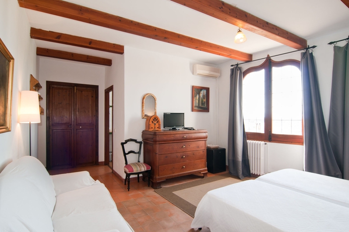 Imagen de la habitación del Hotel Villa Leon De Sineu. Foto 5