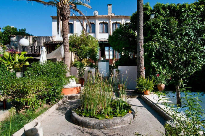 Imagen de los exteriores del Hotel Villa Leon De Sineu. Foto 13