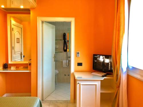 Imagen de la habitación del Hotel Villa Leri Spa. Foto 13