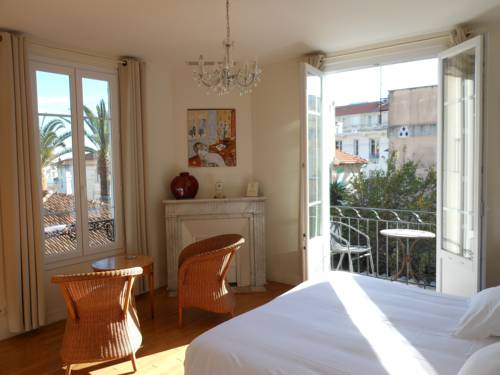 Imagen de la habitación del Hotel Villa Les Cygnes. Foto 4