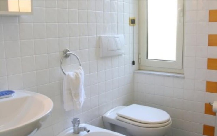 Imagen de la habitación del Hotel Villa Levi. Foto 13